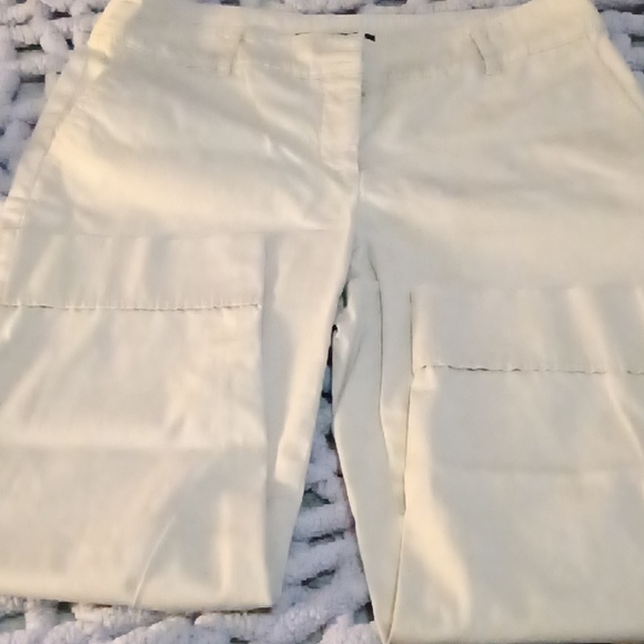WOMEN'S CAPRI KHAKIS - Picture 3 of 4